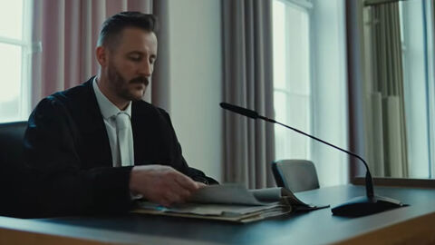 Thomas Hauburger, Oberstaatsanwalt bei der Staatsanwaltschaft Gießen, bei der Arbeit.